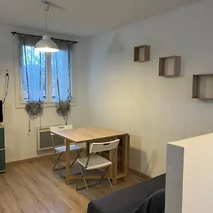 Moderne & Chaleureux Appartement